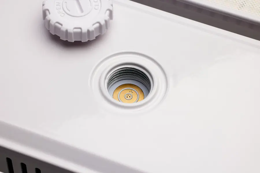 LED Linear High-Bay with Interchangeable Lens - Wattage & CCT Selectable - Image 6