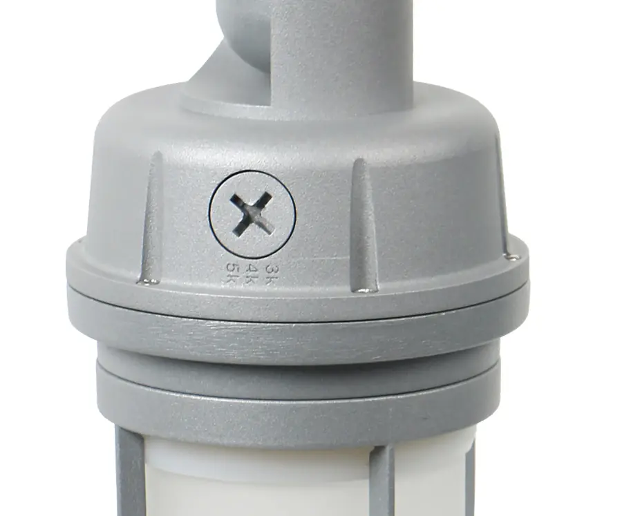 Rugged Industrial LED Fixture for Demanding Environments - Image 5