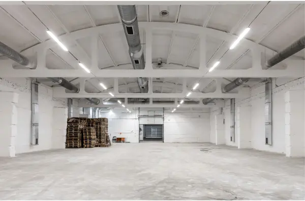 8' Vapor Proof Linear LED Fixture with Microwave Sensor - Image 3