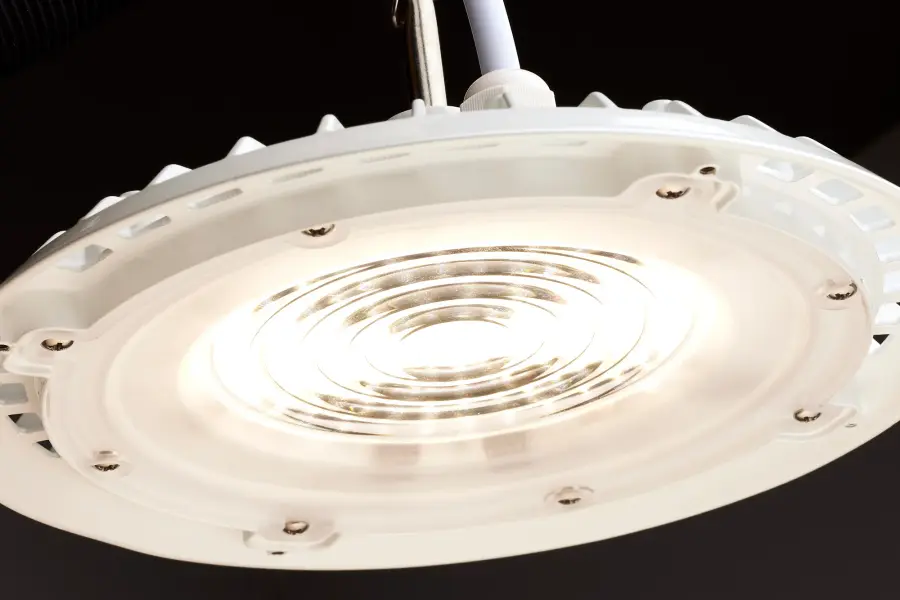80W Hi-Pro LED Shop Light - 8" - 3000K Warm White - Image 4
