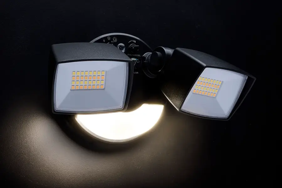 LED Security Light with Nightlight and PIR Sensor - Image 19