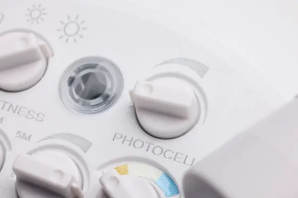 LED Security Light with Nightlight and PIR Sensor - Image 8