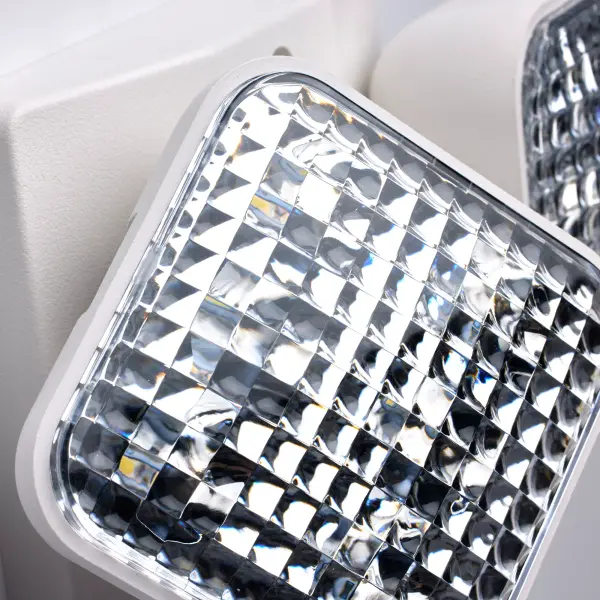 Remote Emergency Light with Dual Head Battery Backup - Image 3