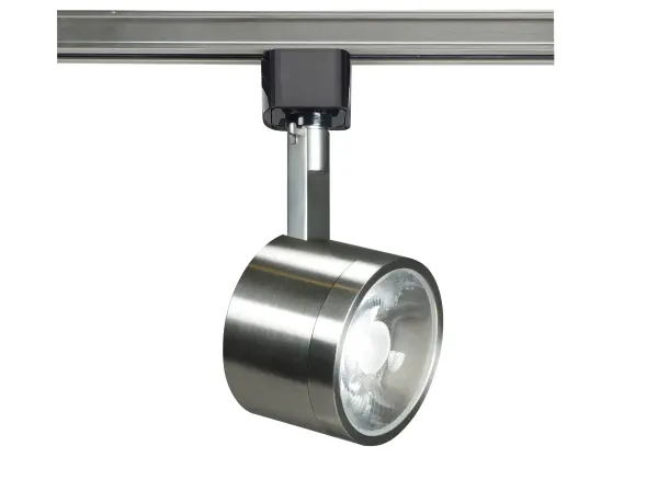 This energy-efficient 12W LED track head delivers 1020 lumens with a precise 36-degree beam angle, perfect for accent lighting and task illumination. The brushed nickel finish offers timeless appeal.