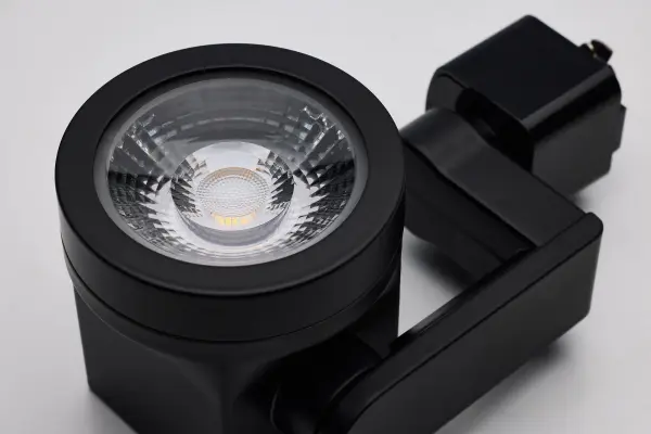 Lantern LED Track Head - 12W 3000K Black - Image 4
