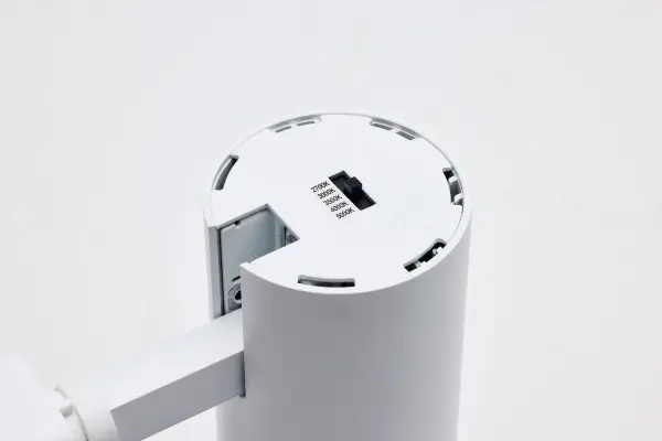 20W LED Track Head - 48° Beam - CCT Selectable - Matte White - Image 4