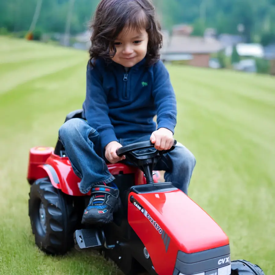 Case IH Pedal Tractor with Trailer - Image 5