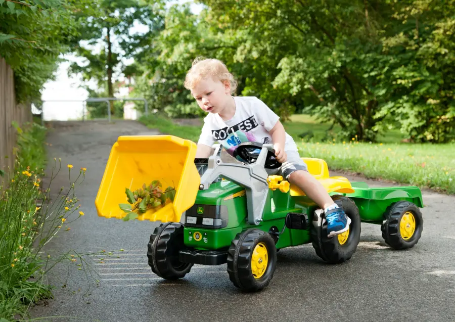 John Deere Pedal Tractor with Front Loader - Image 5