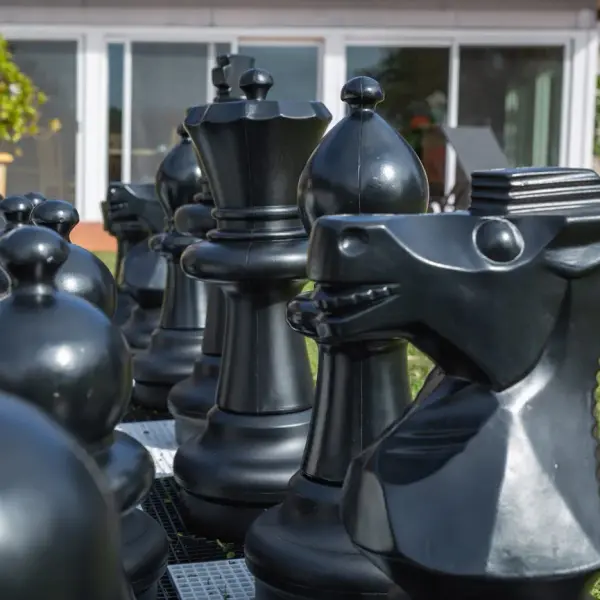 Giant Chess Pieces Set - Image 4
