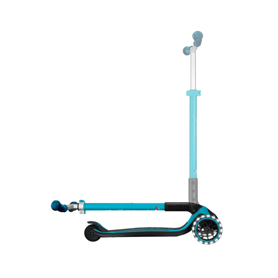 Ace Lights Scooter - LED Light-Up 3-Wheel Scooter - Image 5