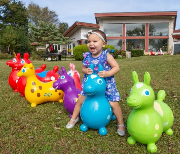 Rody Inflatable Bounce Horse with Pump - Image 3