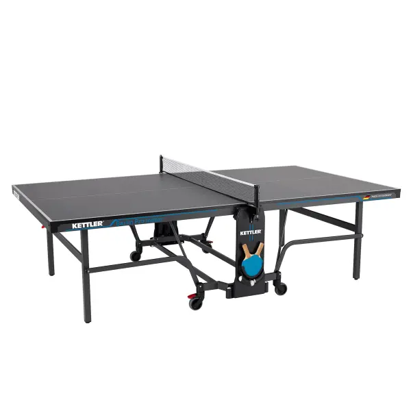 The KETTLER Berlin Pro delivers tournament-quality performance with its IN-TEC22 top and steel profile apron. German-made with patented one-hand locking, permanent net system, and playback mode for solo practice.