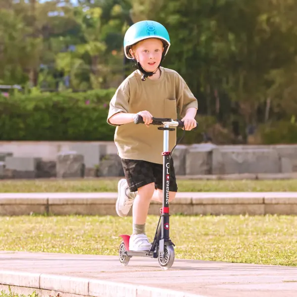Flow Jr. Lights Scooter - Image 3