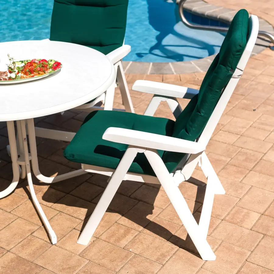 Sieger Multi-Position Resin Chair - Image 3