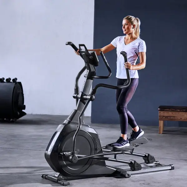 The KETTLER Skylon 2 delivers professional-grade cardio training with intelligent computer programs that automatically adjust resistance. Heart-rate-controlled workouts optimize effectiveness while preset hill profiles provide variety. - alternate view