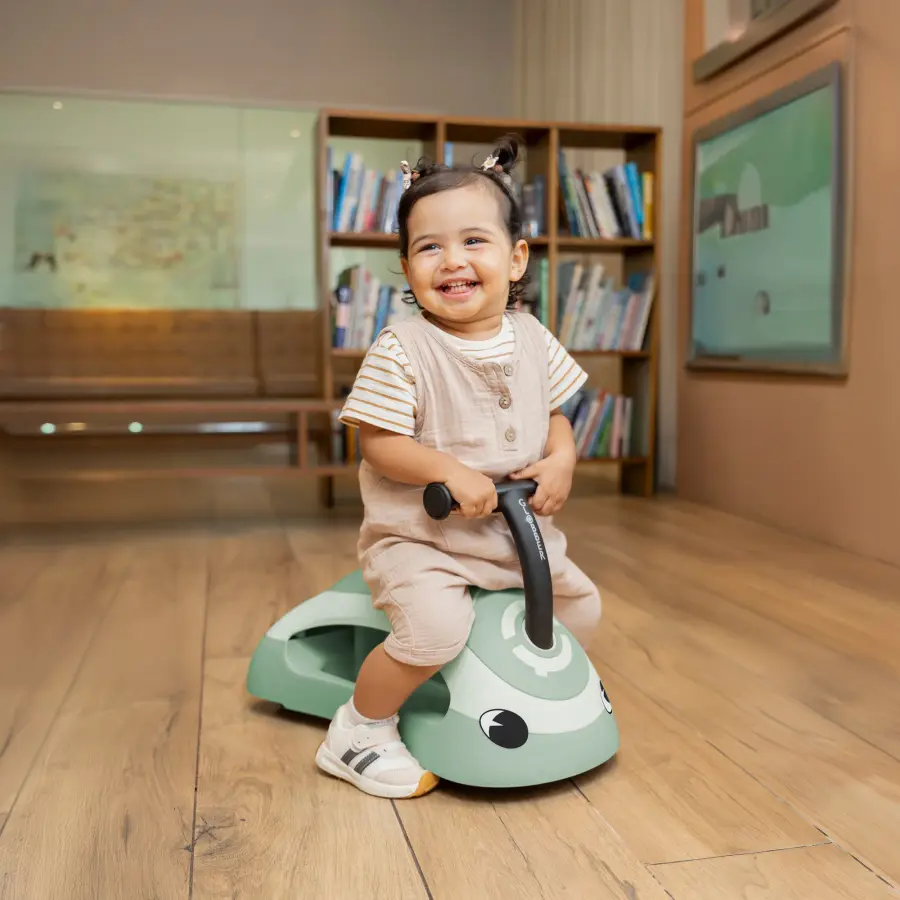 ECO Walk'n'Roll 2-in-1 Ride-On Walker - Image 3