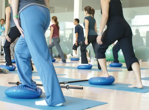 Gymnic Disc 'O' Sit Balance Cushion - Image 6
