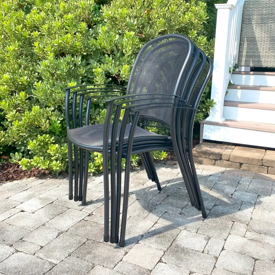 Caredo 5-Piece Outdoor Dining Set with 42-inch Table - Image 2