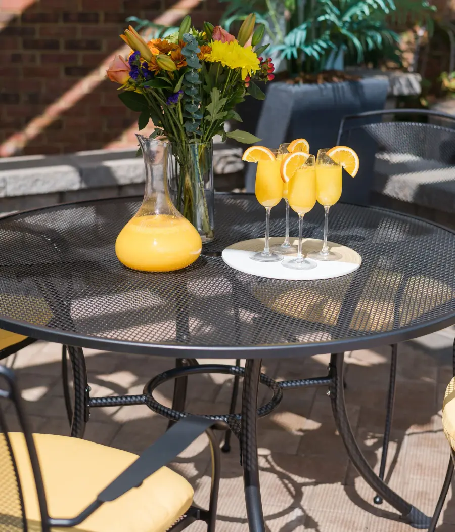 Henley 5-Piece Wrought Iron Mesh Dining Set - Image 2