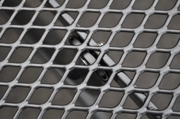 48-Inch Round Mesh Top Outdoor Table - Image 3