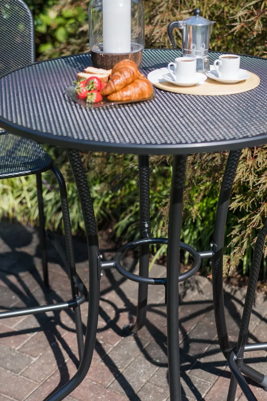 36-Inch Round Mesh Bar Table - Image 6
