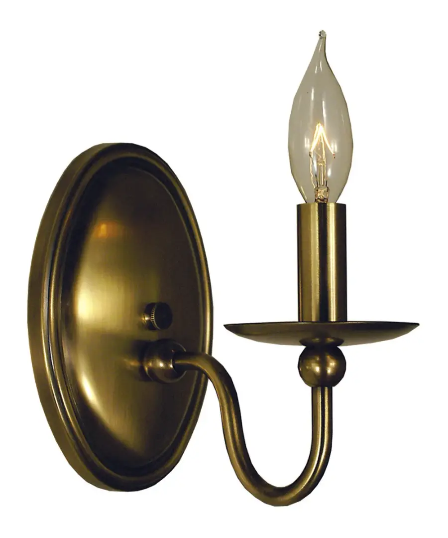 Quatrefoil Antique Brass Wall Sconce