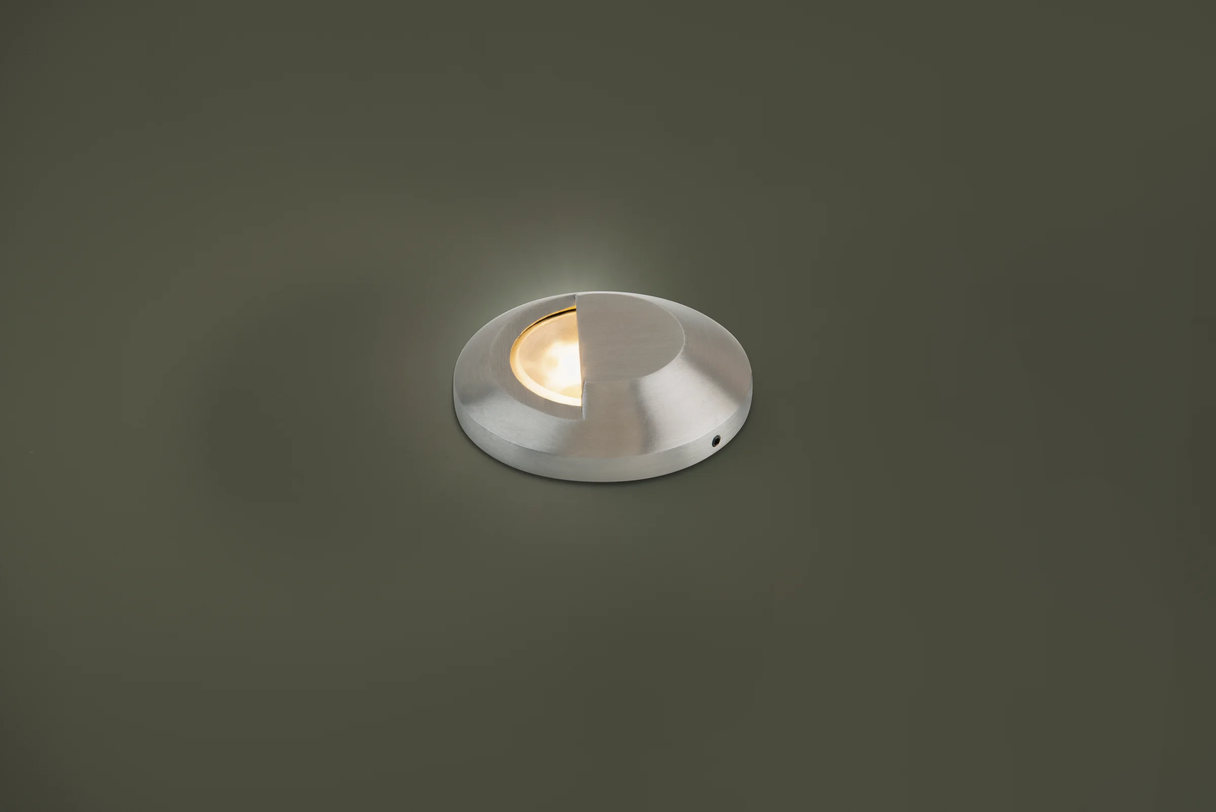 2541 LED Landscape Surface Mount Indicator Light in Stainless Steel