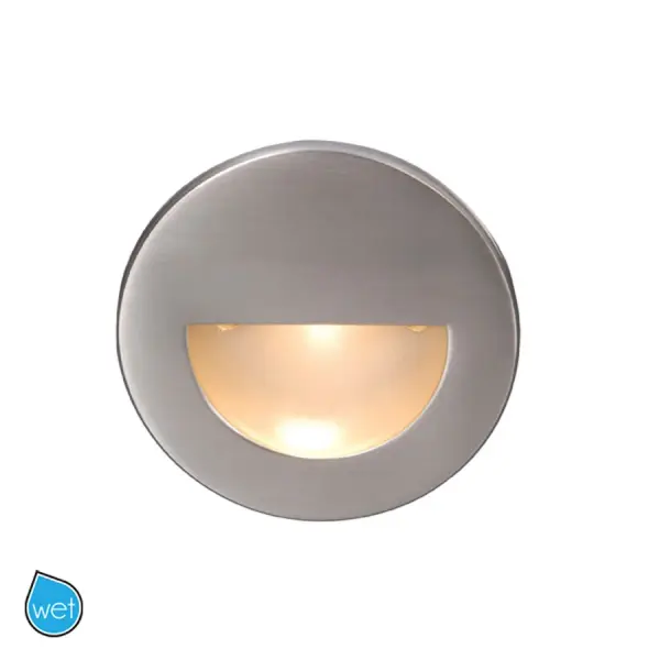 With a sleek profile and no visible hardware, LEDme® Step and Wall Lights are designed to seamlessly blend into any architecture.  These luminaires offer enhanced energy-efficient functionality and optimized light output to adequately illuminate stairs, walls and walkways with little or no glare.  Cast aluminum body is sealed for both indoor and outdoor applications.