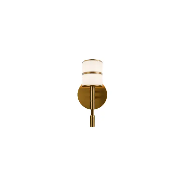 Polished and intuitive, Veer leans into modern simplicity. Its smooth silhouette and quiet movement create an inviting rhythm of light and form. Minimal yet warm, it brings a sense of calm intention to the space: it's lighting that follows your lead.