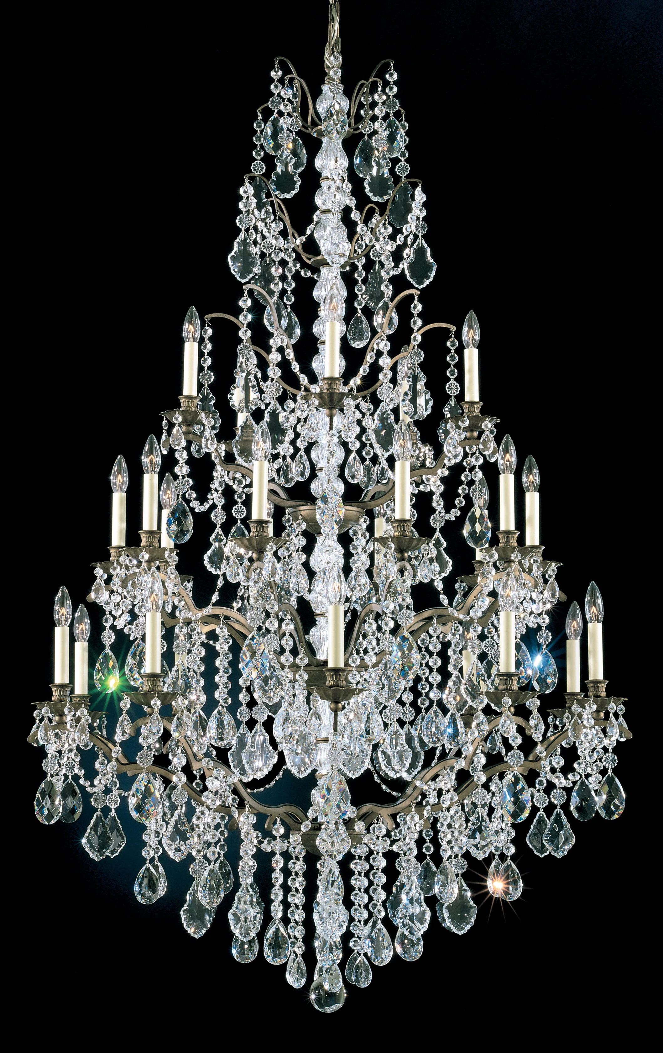 Bordeaux 25 Light 120V Chandelier in Heirloom Gold with Heritage Handcut Crystal