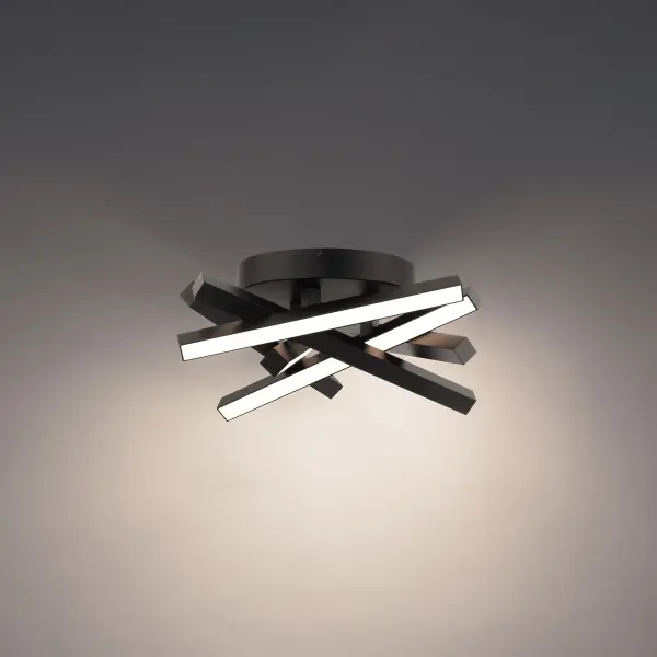 Effortlessly deliberate. A ceiling mount or wall sconce of exaggerated proportions. Unparalleled.
