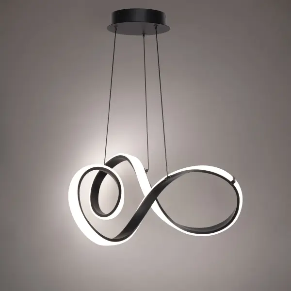 Eye-catching, roller coaster-like design.