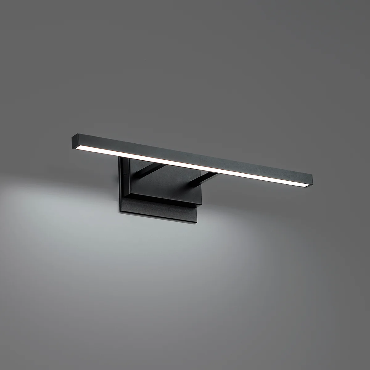 Parallax LED Bath in Black