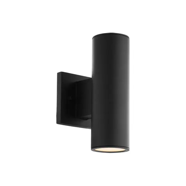 Available in single and double directions, Cylinder is ideal for illuminating outdoor entrances and walkways.