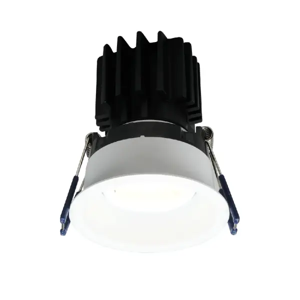 Spec Sheet LRG3-HO-TT Product Features Model LRG3-HO-TT 1/4″ Trim for High-End Contemporary Installations 3 1/2″ Deep – Install Where Ceiling Space Is Limited 11W High Output of our original patented best seller Type IC Rated – Approved for Direct Contact with Insulation Air-Tight, Wet Location, Insulated and Non Insulated Ceilings Light options: 5CCT user selectable 2700-3000-3500-4000-5000K or Dim to Warm 3000K to 1800K CRI 90+ for True Colour Rendering Triac Dimmable with most CL dimmers 120V input 0-10V Dimmable Option with 120V to 347V input External Driver Inside Connection Box – No Junction Box Needed Warranty: 10 Year on Residential, 5 Year on Commercial Installations cULus Listed