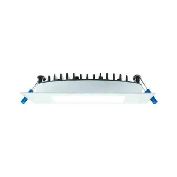 Spec Sheet LY4S Product Features Model LY4S cULus Listed and Energy Star Certified Type IC Rated – Approved for Direct Contact with Insulation Air-Tight, Wet Location, Insulated and Non-Insulated Ceilings Triac Dimmable with most CL dimmers 120V input 0-10V Dimmable Option 120V – 347V input Warranty: 10 Year on Residential, 5 Year on Commercial Installations External Driver Inside Connection Box – No Junction Box Needed