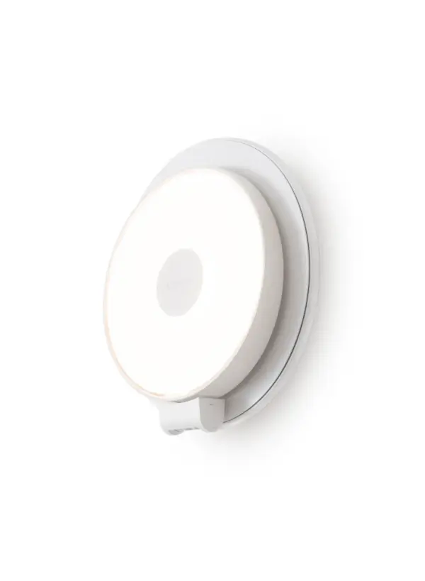 The Gravy LED Wall Sconce combines minimalist design with exceptional functionality. Its fully articulating joint allows precise light direction for ambient or task lighting, while integrated touch controls offer seamless dimming. Compact yet powerful, it delivers warm 2700K light with outstanding color rendering.