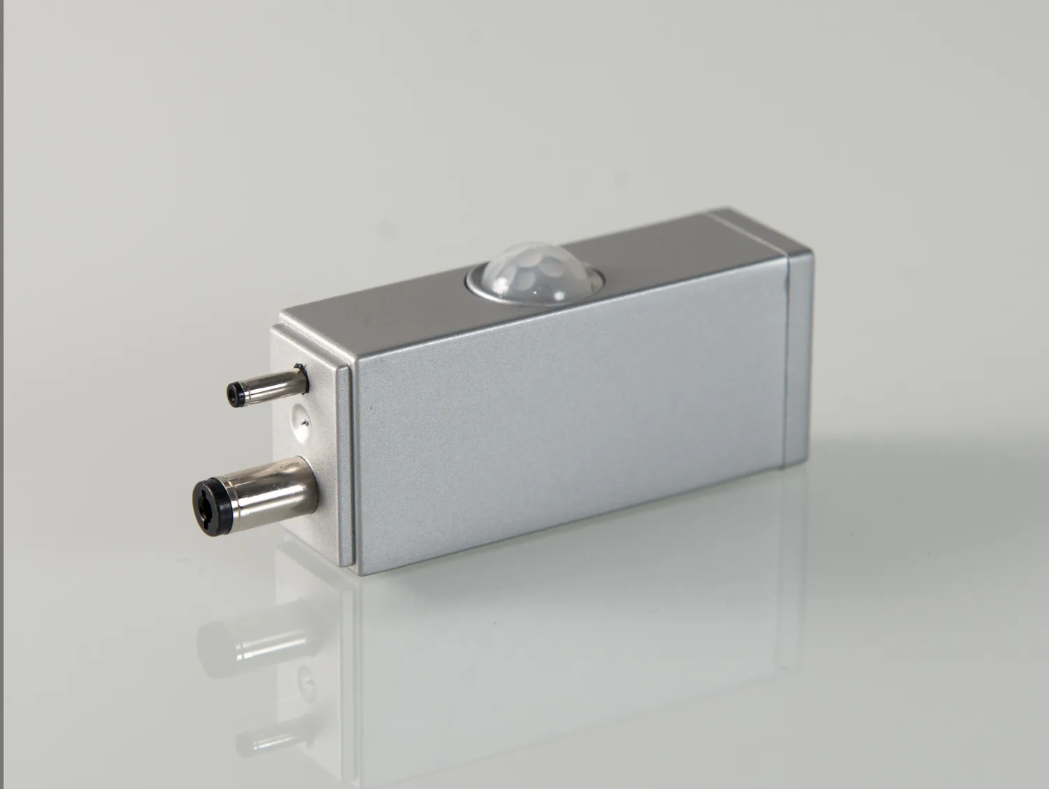 UCX pro Occupancy Sensor in Silver