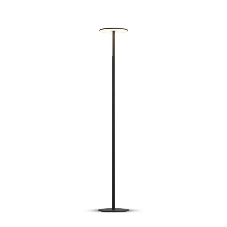 Yurei LED Floor Lamp in Matte Black