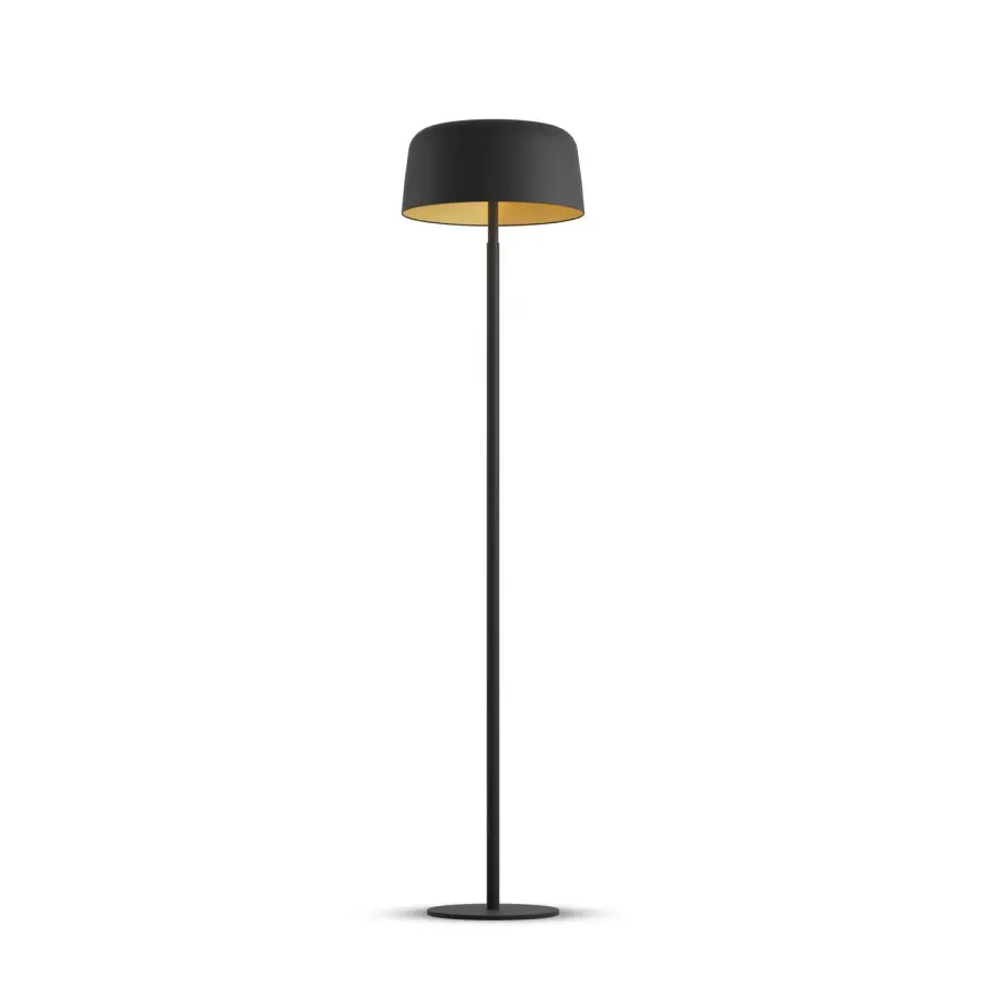 Yurei LED Floor Lamp in Matte Black