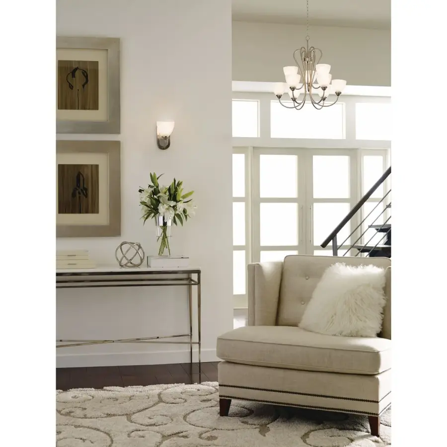 Heart Collection One-Light Etched Glass Bath Vanity Light - Image 4