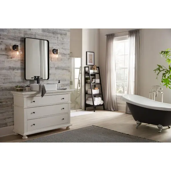 Hansford One-Light Clear Glass Bath Vanity Light - Image 6