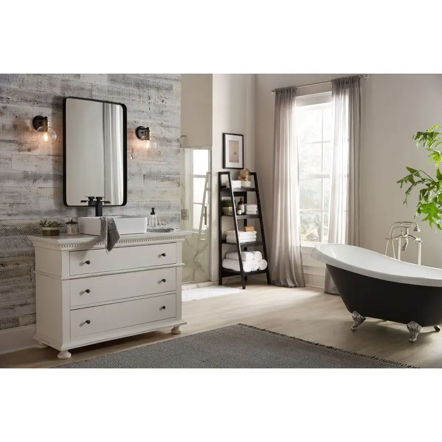 Hansford One-Light Clear Glass Bath Vanity Light - Image 6