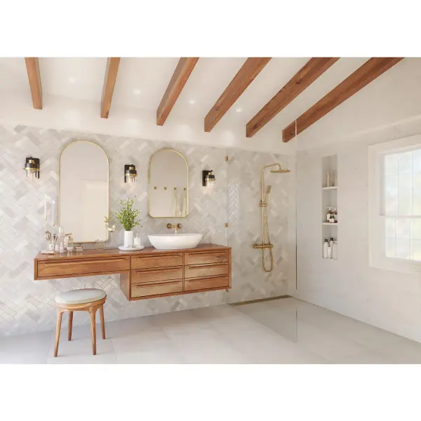 Beckner One-Light Clear Glass Bath Light - Image 3
