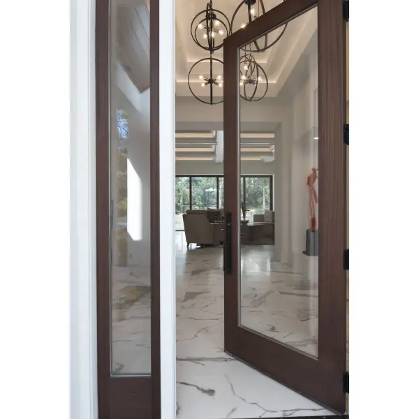 Versatile Four-Light Pendant with Global-Inspired Design - Image 2