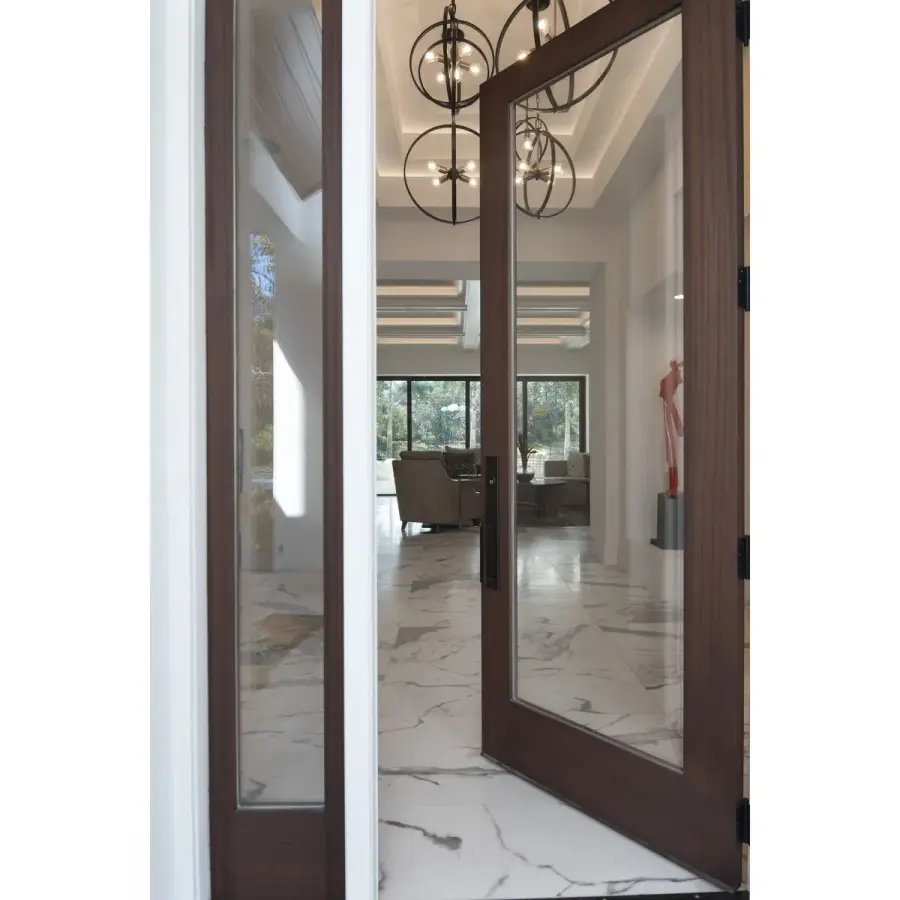 Versatile Four-Light Pendant with Global-Inspired Design - Image 2