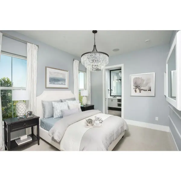 Stunning Six-Light Statement Piece with Contemporary Elegance - Image 4