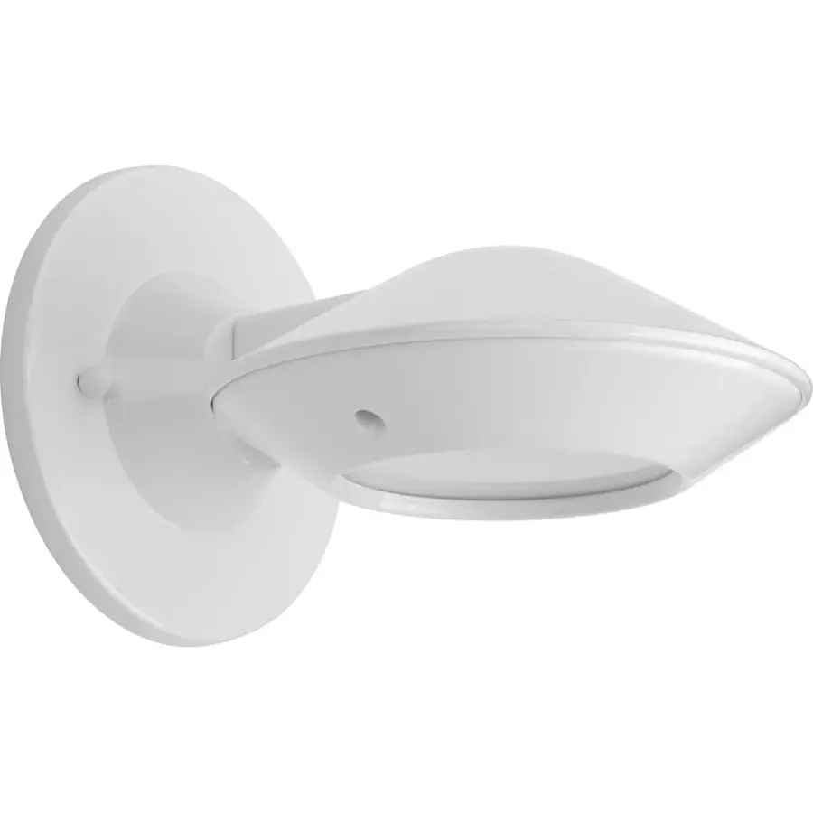 Modern LED Efficiency Meets Classic Outdoor Durability - Image 2