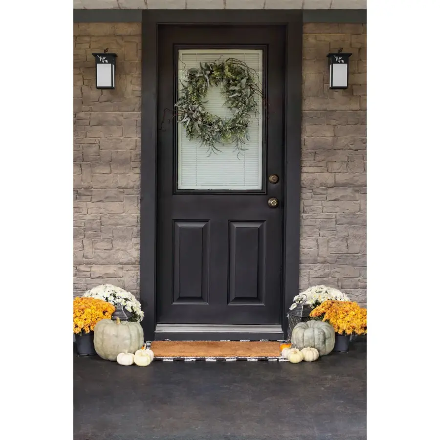 Classic Craftsman Style Meets Outdoor Durability - Image 2