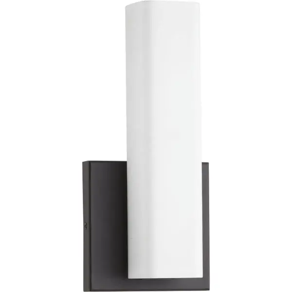 The Beam Collection wall bracket delivers energy-efficient LED lighting in a contemporary brushed nickel finish. Its clean lines and compact profile make it ideal for modern bathrooms, hallways, and residential spaces.